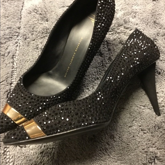 Giuseppe Zanotti black crystal pumps - Picture 3 of 12